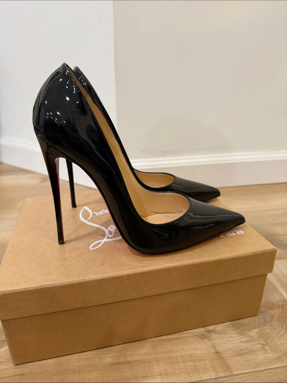 Women's Black Patent Pointed Stiletto Heels - Elegant High Heel Pumps - Picture 5 of 6